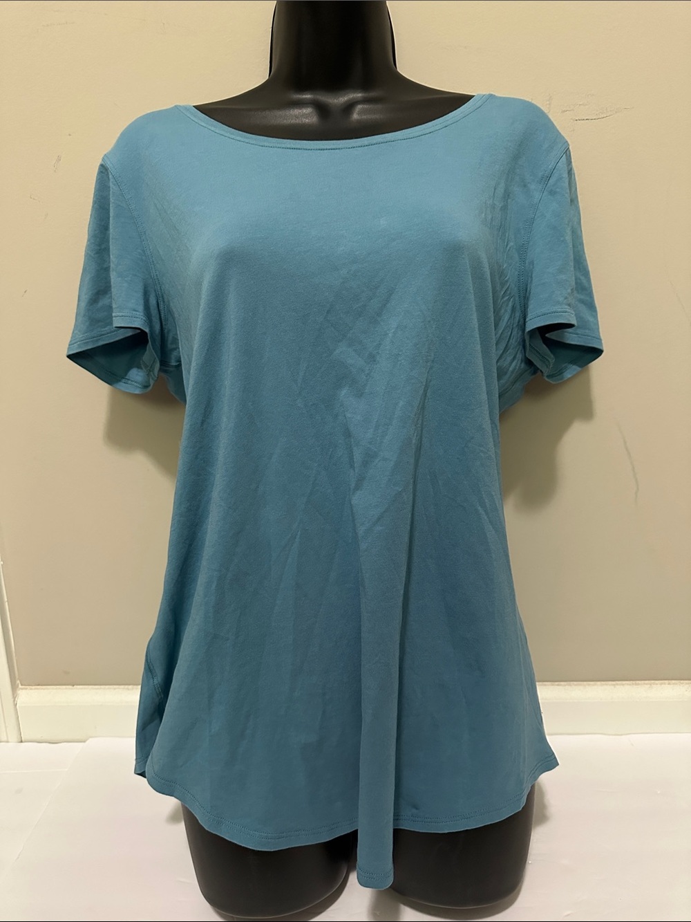 Lululemon Teal Short-Sleeve Scoop Neck Tee